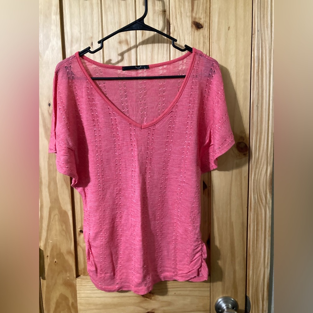 Love J USA size L peach/salmon colored fine knit sweater